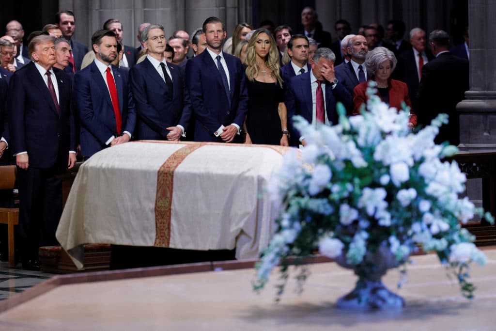 Graham Eulogized as Peacemaker While Iran War Lobbying Questioned