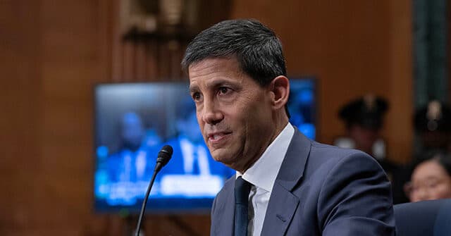 Tillis Drops Block on Trump's Fed Pick After DOJ Ends Powell Probe