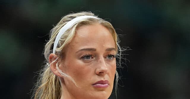 Cunningham Elbowed in Face, Refs Call Foul on Her Anyway