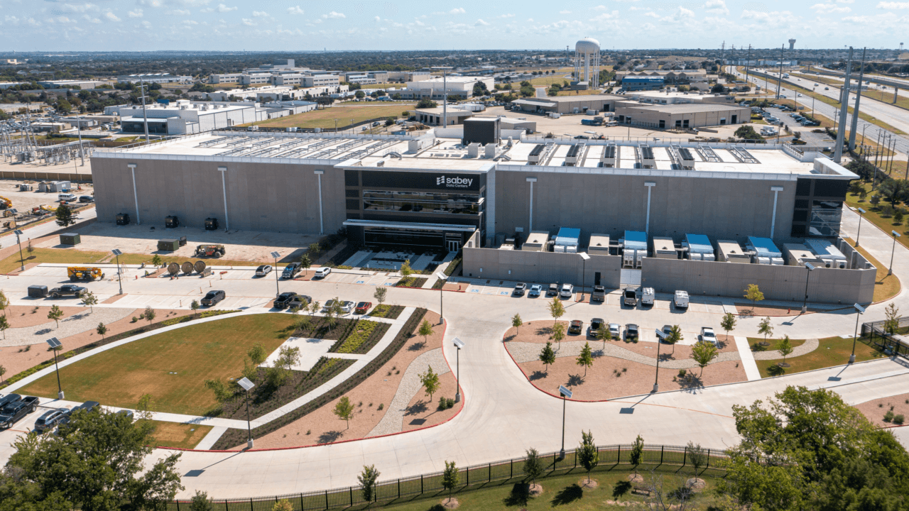 Even Republicans Now Turn on Big Tech's Data Centers