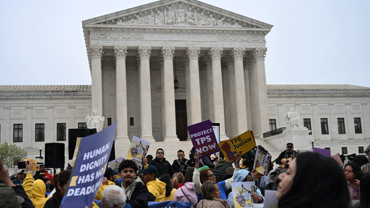 Supreme Court Weighs Trump's Power to End Immigrant Protections