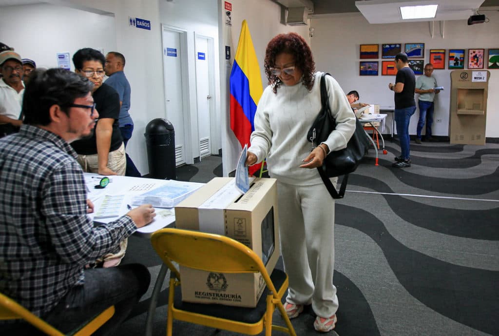 Colombia's ruling party questions election results after pro-Trump candidate leads