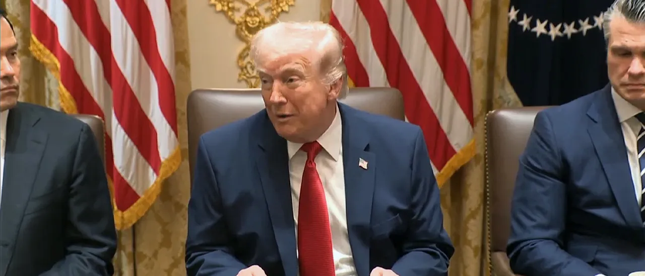 Trump Claims Iran 'Begging' for Deal, Gave Oil Tankers as 'Present'