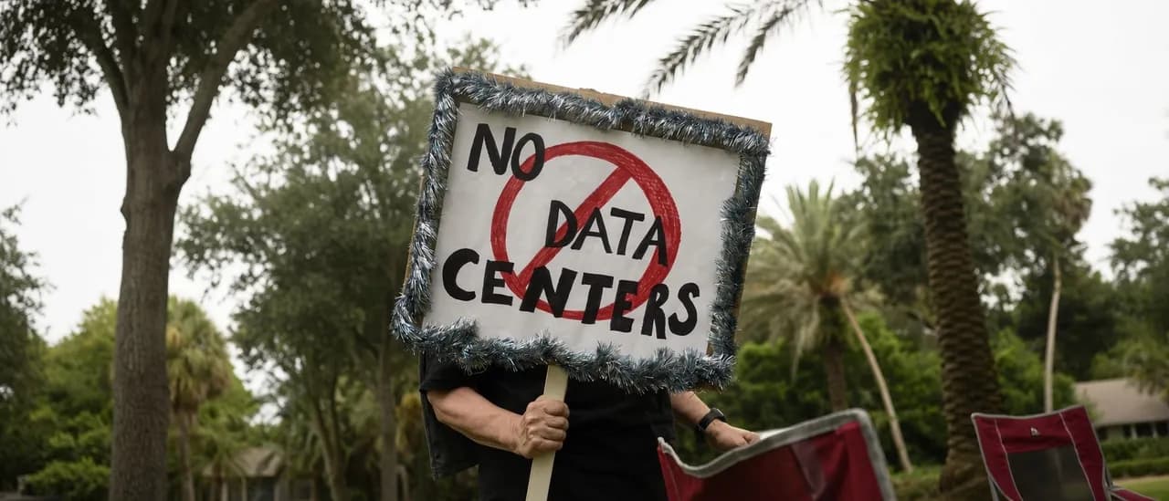 Data Centers Unite Left and Right in Rare Bipartisan Backlash