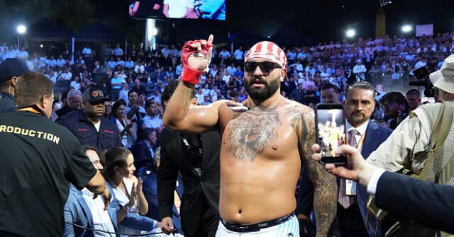 UFC Fighter Makes Michelle Obama Gender Claim at White House Event